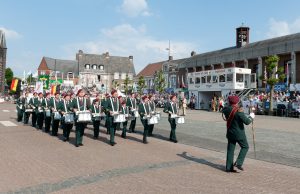 Trommels en trompetten: Hamont bruist met Pinksteren!