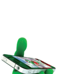 3D-kikker-met-mobiel-hand-1