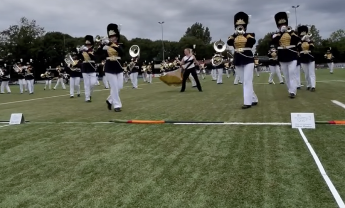 Adest Musica guard