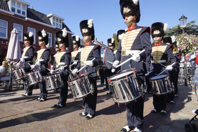 Vacature slagwerkinstructeur Drum- en Showband Adest Musica