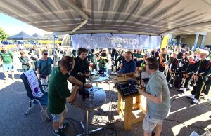 KM Radio (S02E09): Wát een niveau en spektakel op de eerste dag van het WMC! GENIETEN!