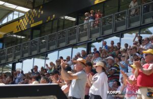 Extra stoelen op hoofdtribune in laatste weekend WMC
