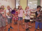 Plastic trompet en dwarsfluit populair, ‘maar plastic viool zie ik niet zitten’